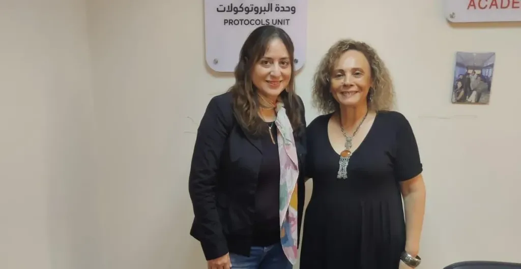 الدكتورة صفاء زهير وعبير لطفى 
