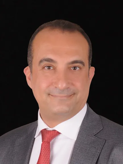 نديم سمنه خبير الاستثمار والاستراتيجيات 