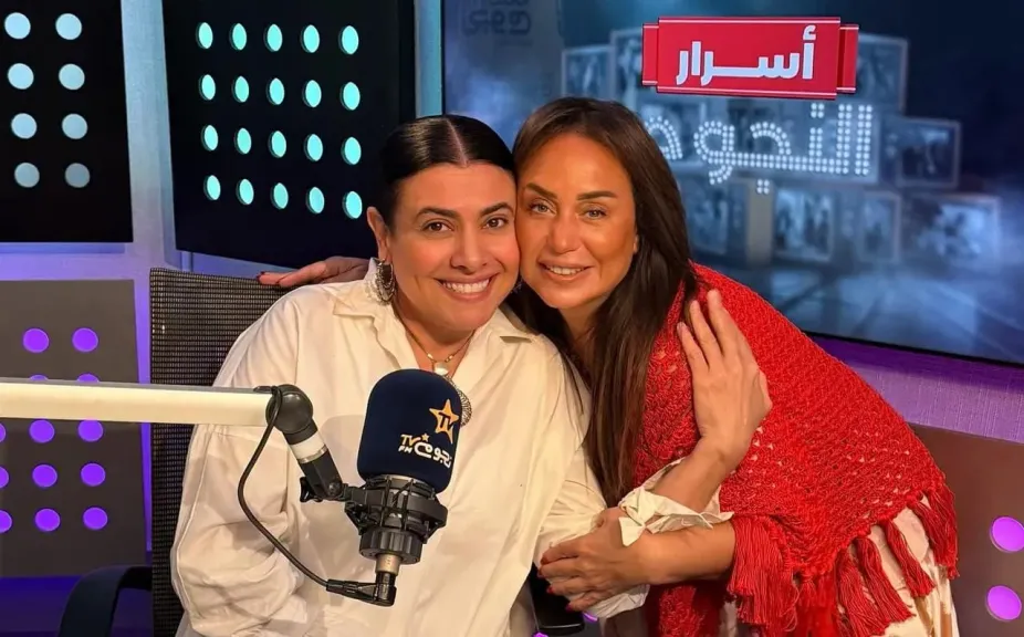 نشوى مصطفى وانجى على 