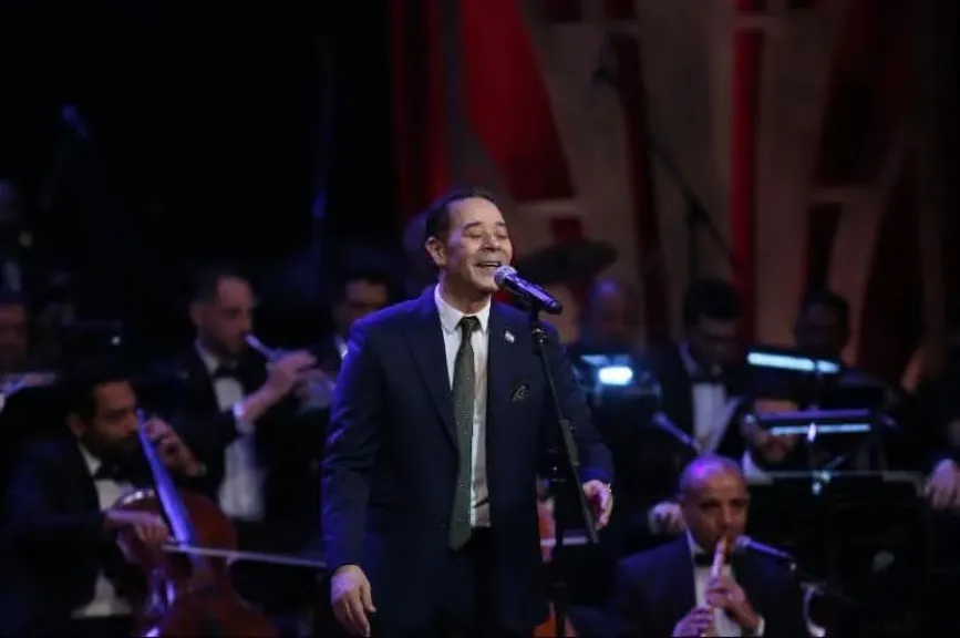 مدحت صالح 