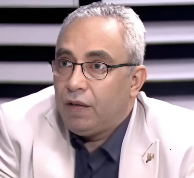 الكاتب الصحفي مصطفى صلاح 