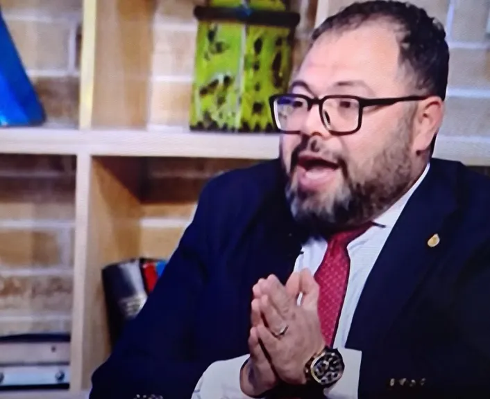 الدكتور أيمن الدهشان خبير إدارة الموارد البشرية 