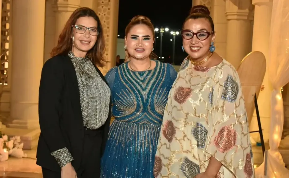 منال سلامة وصفاء جلال ومروة البغدادي 