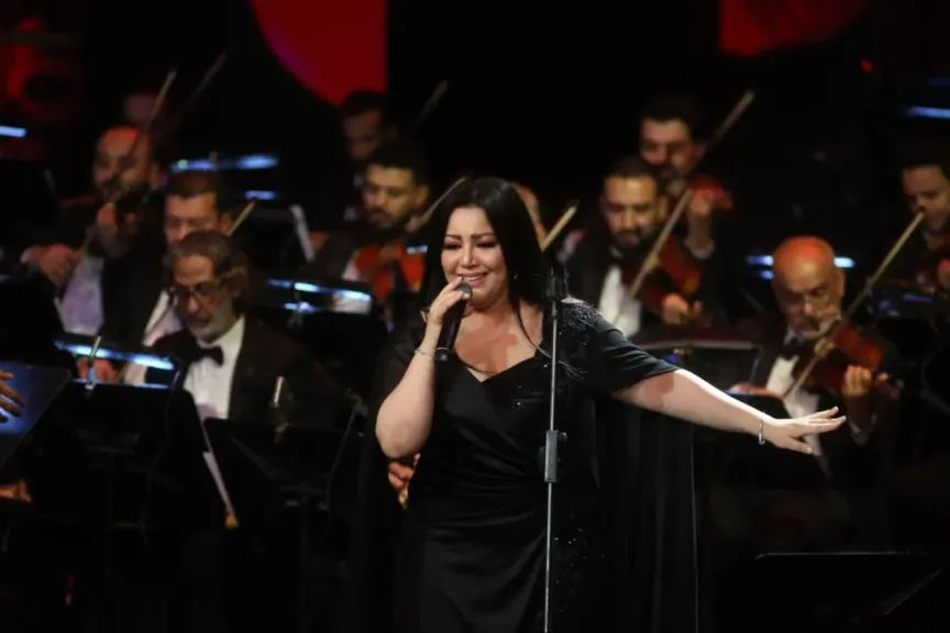 التونسية يسرا محنوش 
