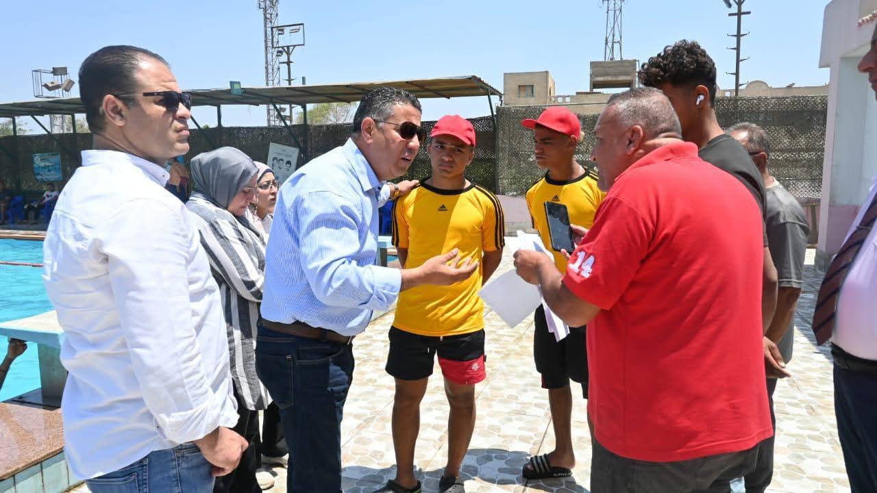 الدكتور محمود فوزي، مدير المديرية